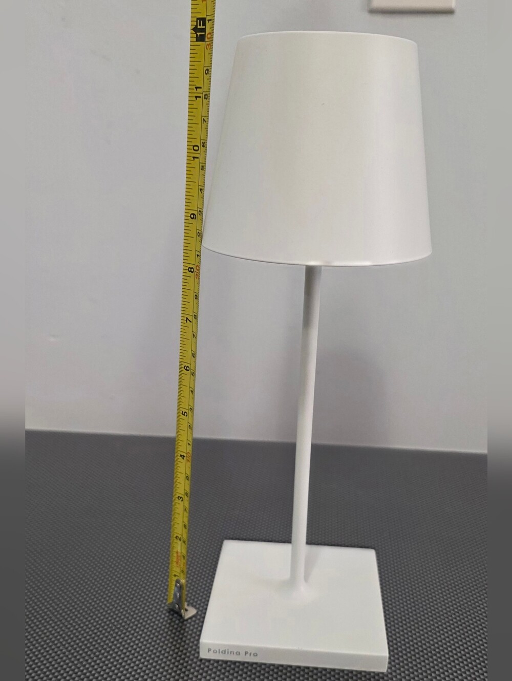 White Table Lamp - Minimal Modern Lighting